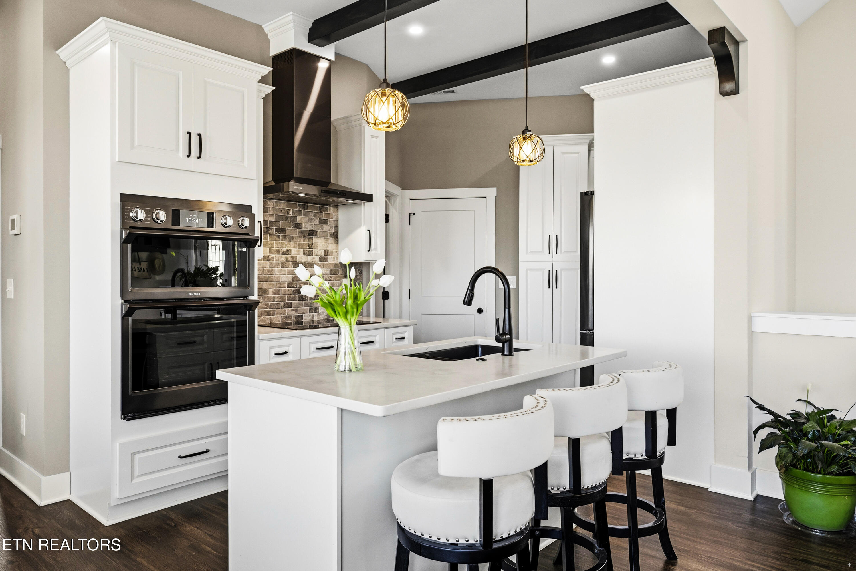 3385 Russell Brothers Road Sharps Chapel, TN 37866 - Photo 17 of 60 Kitchen