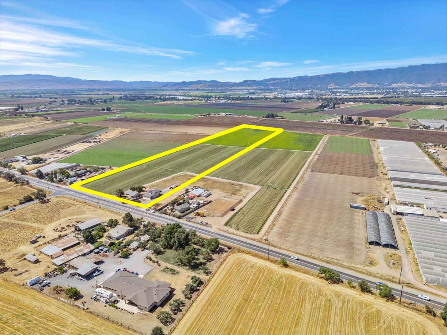 2718 Ferguson Road Gilroy, CA 95020 - Photo 12 of 81