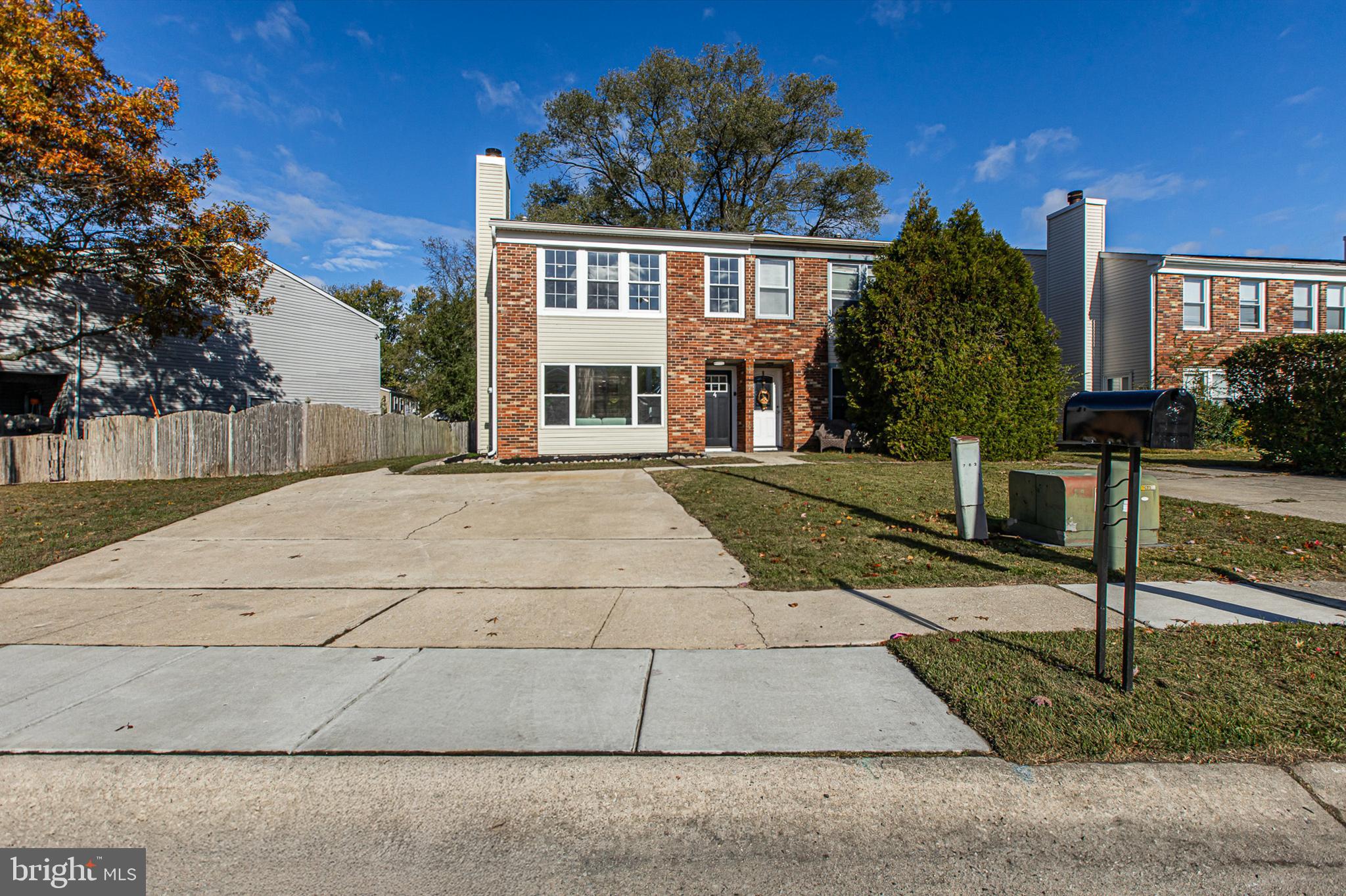 4 Corvas Court Sewell, NJ 08080 - Photo 2 of 40 a front view of a house with garden