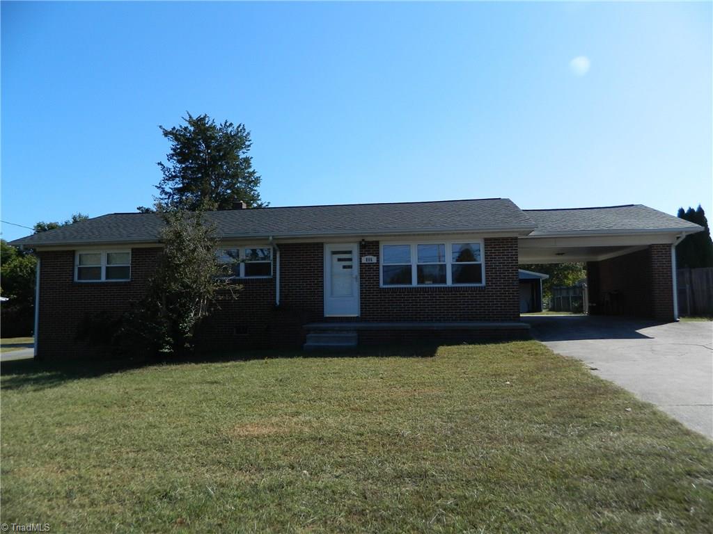806 East Fairfield Road High Point, NC 27263 - Photo 2 of 18 Gallery Image 2