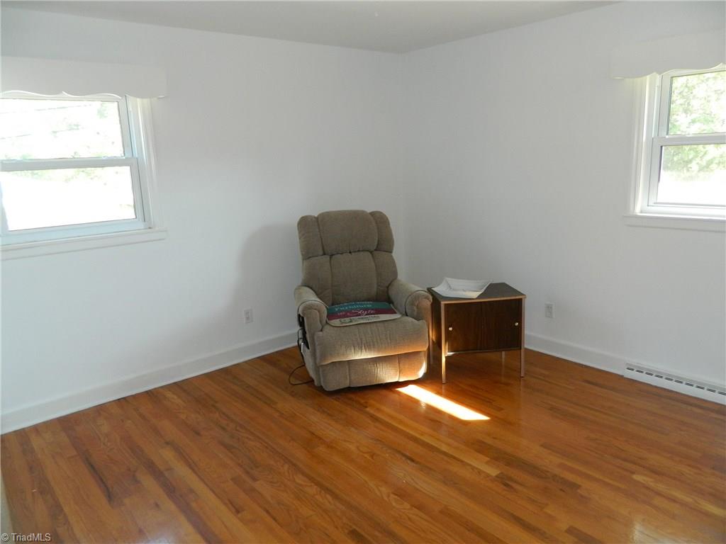 806 East Fairfield Road High Point, NC 27263 - Photo 17 of 18 Gallery Image 17