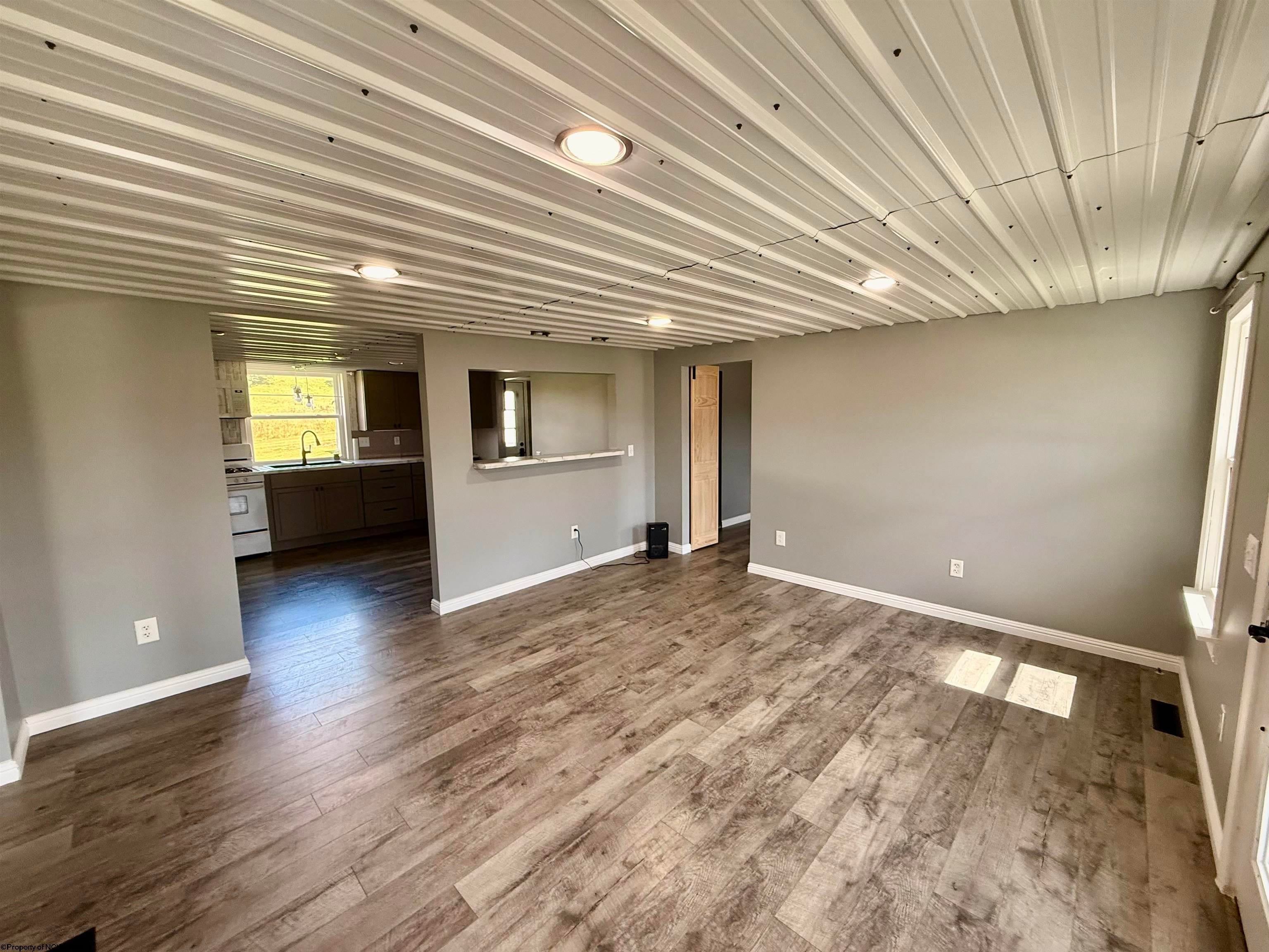 129 Darlynn Road Philippi, WV 26416 - Photo 24 of 40 Gallery Image 24