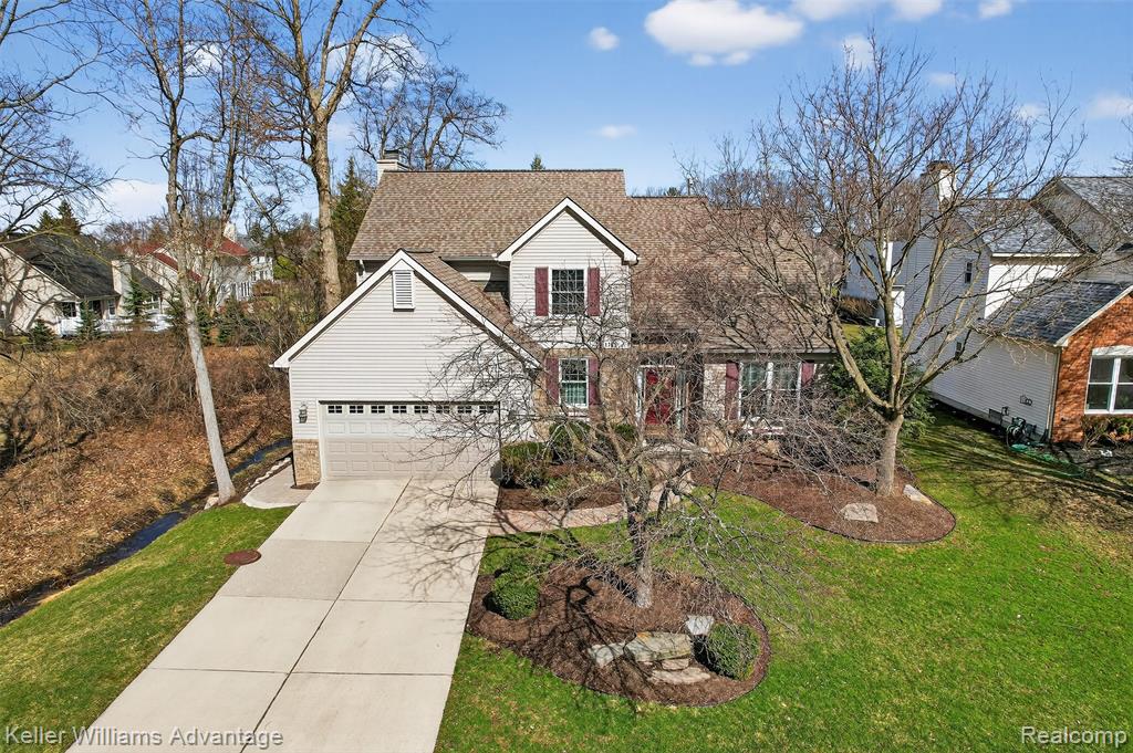 1765 Hawthorne Ridge Walled Lake, MI 48390 - Photo 2 of 46 Gallery Image 2