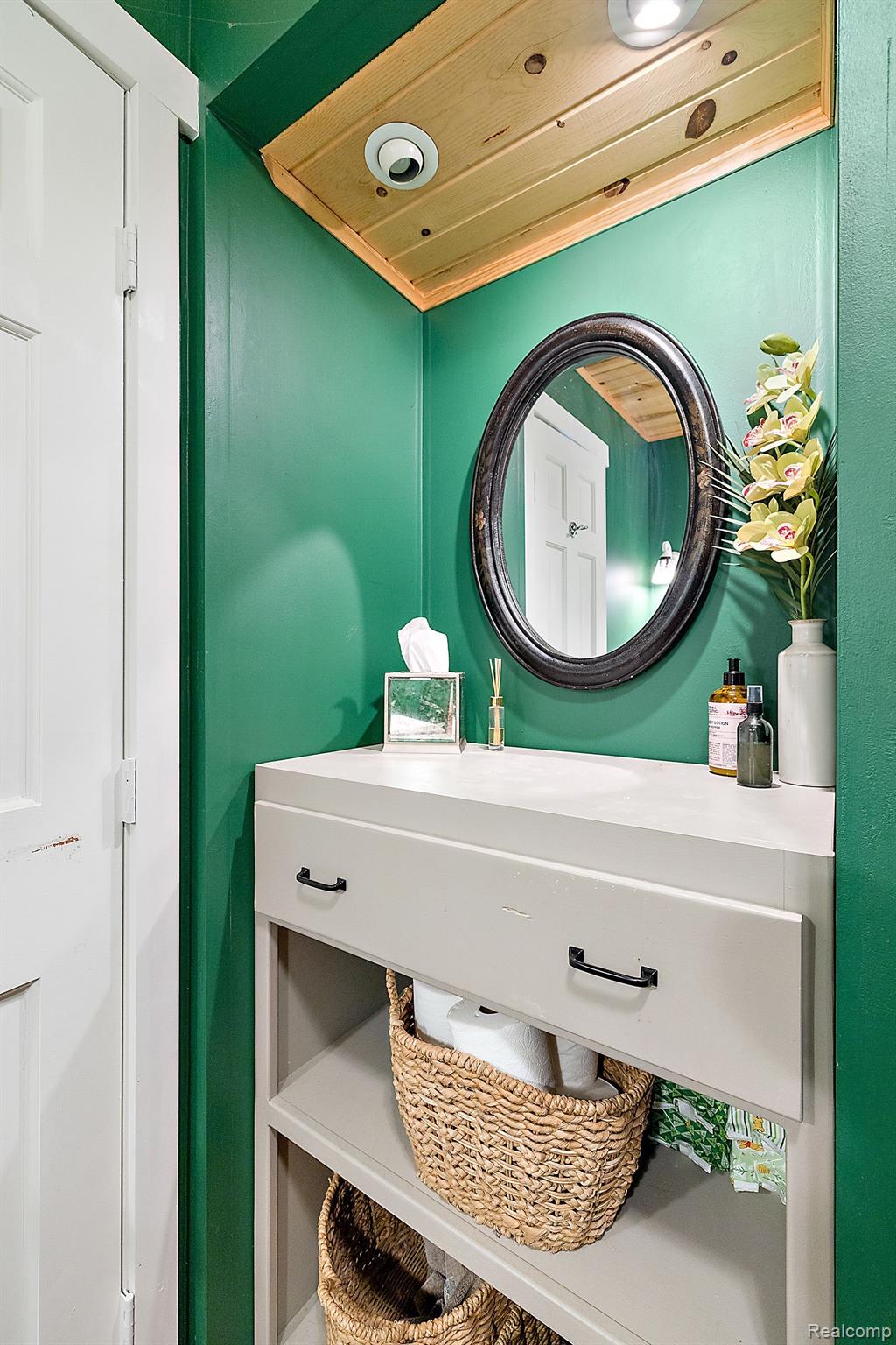 3536 Gregory Road Lake Orion, MI 48359 - Photo 24 of 34 Gallery Image 24