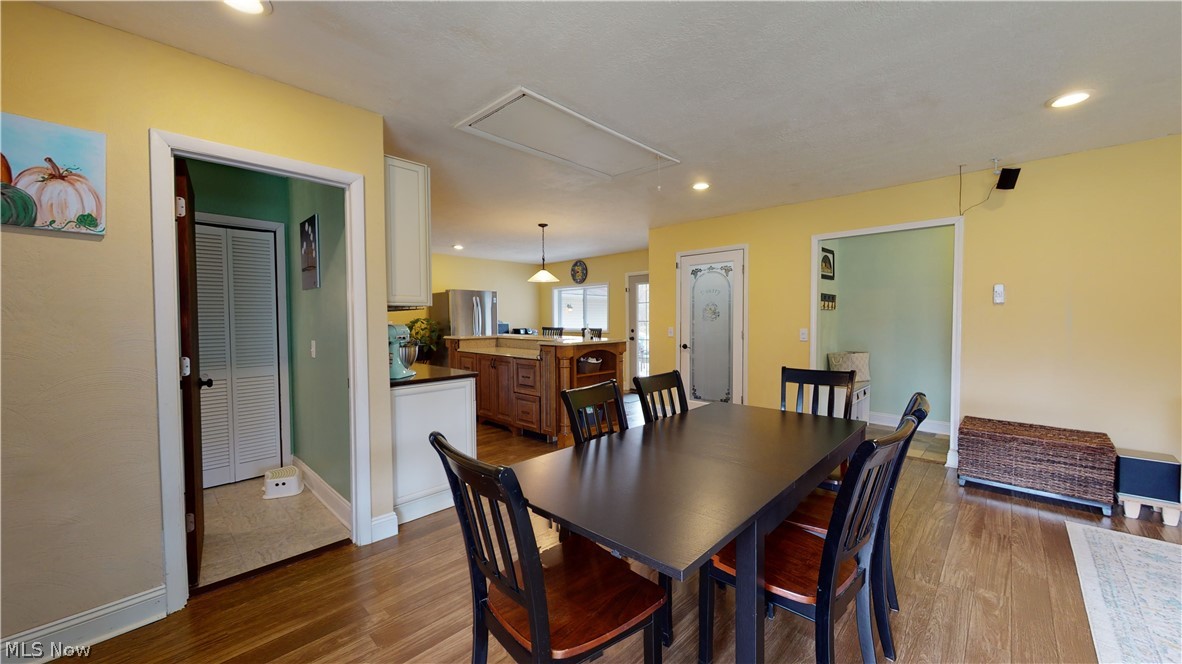 171 Hickory Road Akron, OH 44333 - Photo 12 of 35