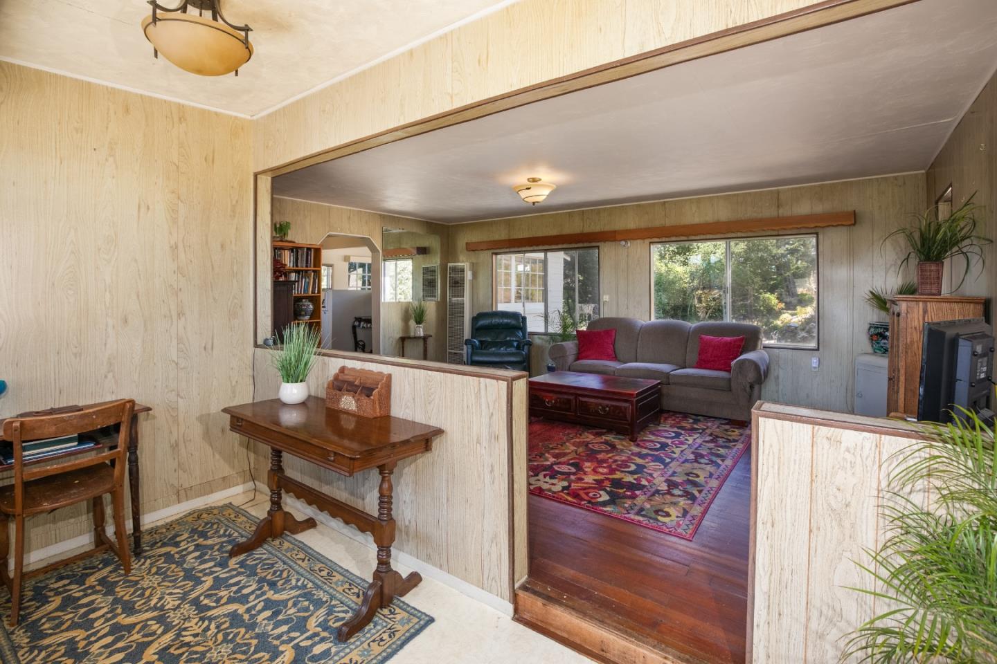 89 Spring Road Watsonville, CA 95076 - Photo 2 of 29 Gallery Image 2