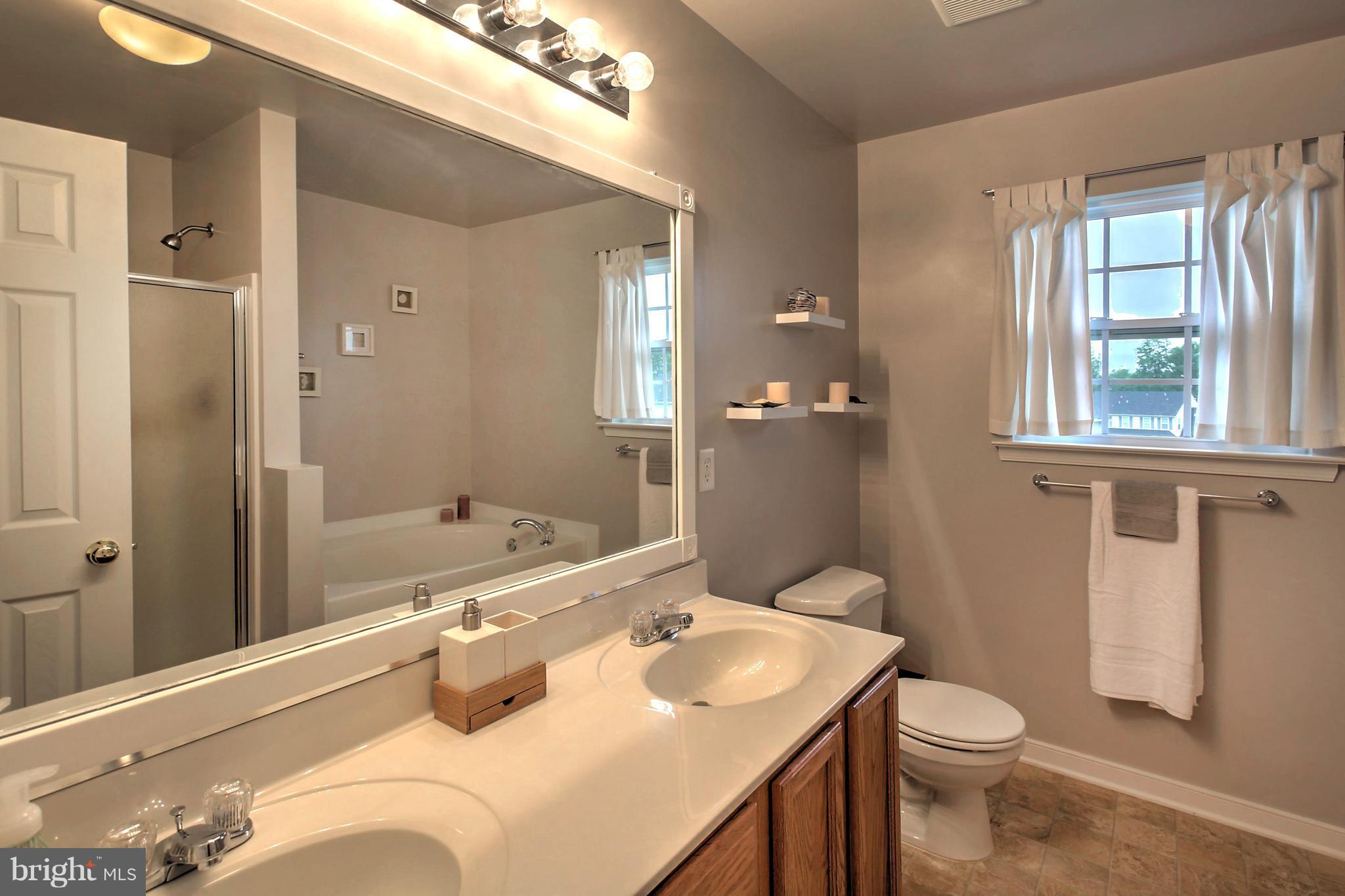 304 Cardinal Road Louisa, VA 23093 - Photo 12 of 22 Bath (Master)