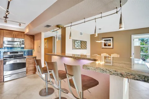 $625,000 | 531 North Ocean Boulevard, Unit 411, Pompano Beach, FL 33062