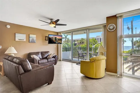 $625,000 | 531 North Ocean Boulevard, Unit 411, Pompano Beach, FL 33062