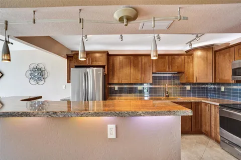 $625,000 | 531 North Ocean Boulevard, Unit 411, Pompano Beach, FL 33062