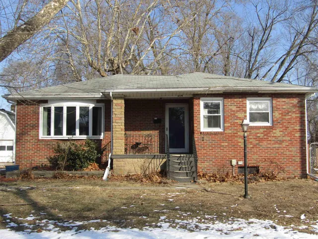 $129,000 | 514 East Euclid Avenue, Lewistown, IL 61542