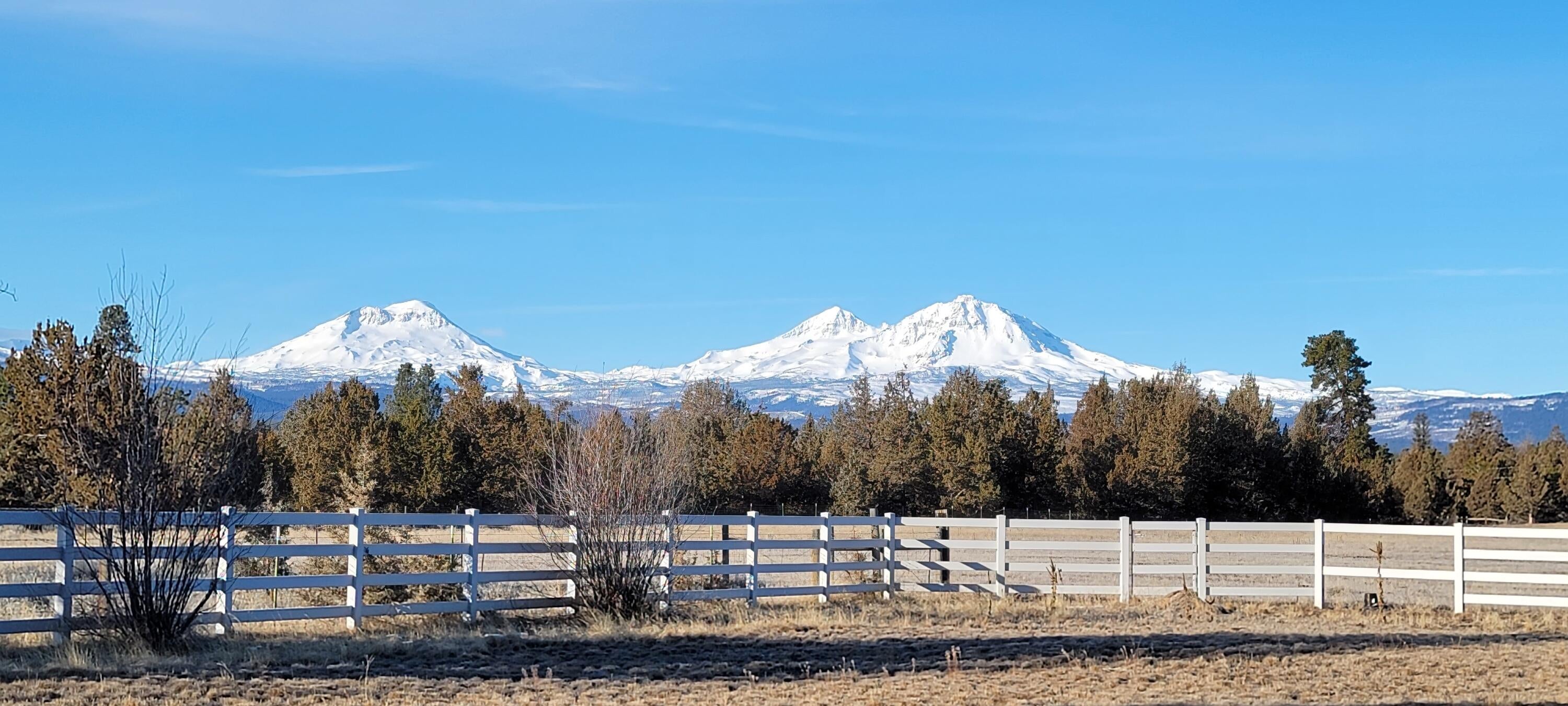 68290 George Cyrus Road Sisters, OR 97759 - Photo 40 of 52 Views!