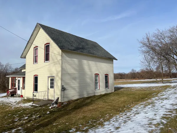 $70,000 | 804 Depot Street, Burke, NY 12917
