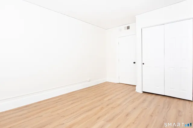 $1,900 | 110 Beaver Street, Ansonia, CT 06401