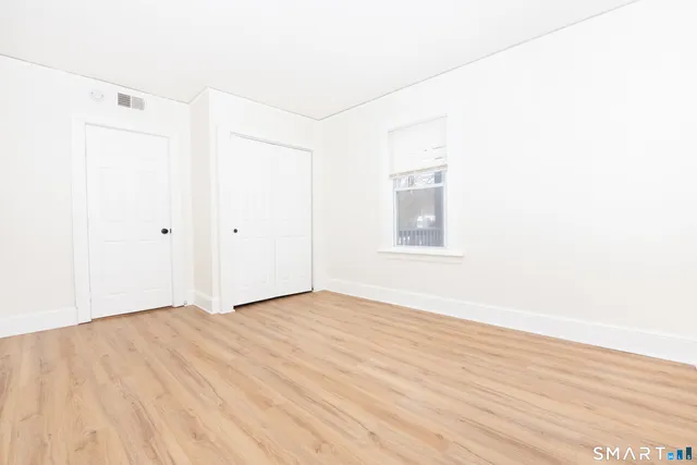 $1,900 | 110 Beaver Street, Ansonia, CT 06401