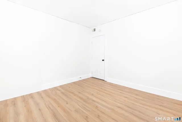 $1,900 | 110 Beaver Street, Ansonia, CT 06401