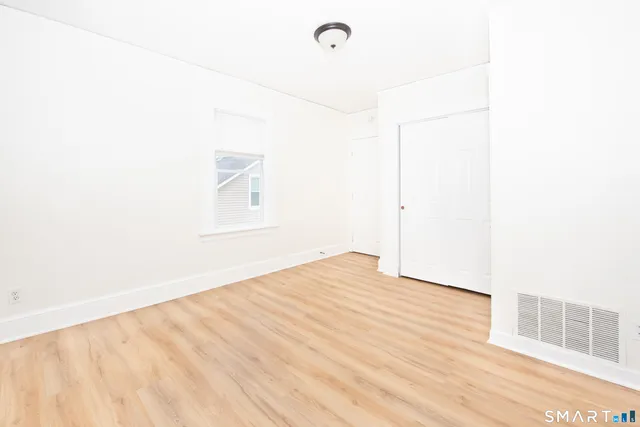 $1,900 | 110 Beaver Street, Ansonia, CT 06401