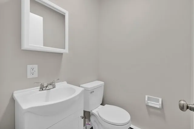 $445,000 | 106-108 Breckwood Circle, Springfield, MA 01119