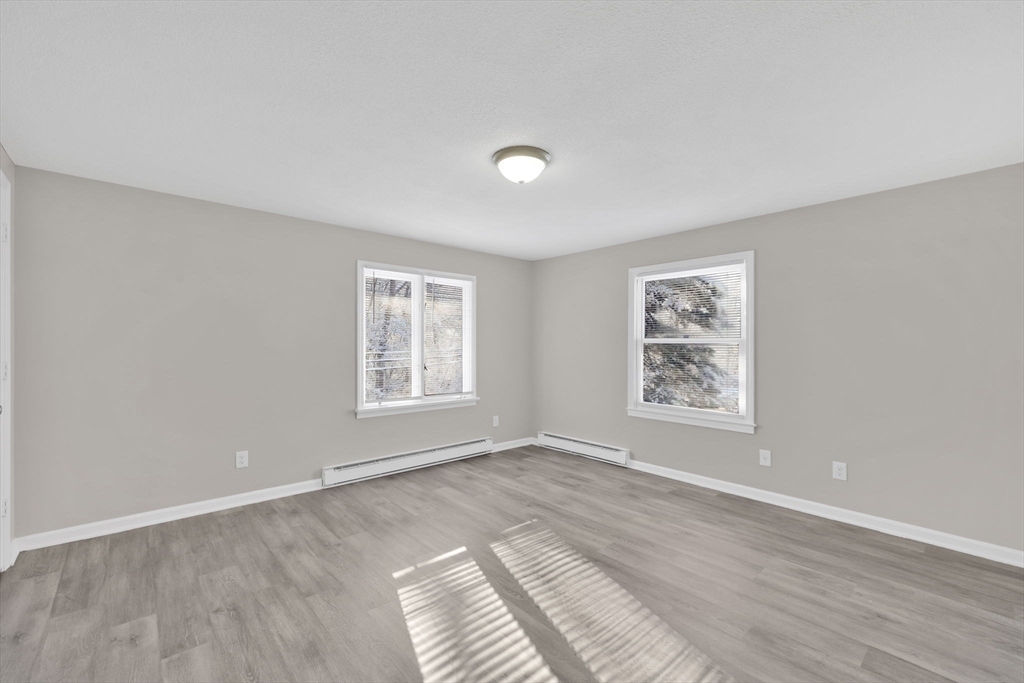 106-108 Breckwood Circle Springfield, MA 01119 - Photo 26 of 31