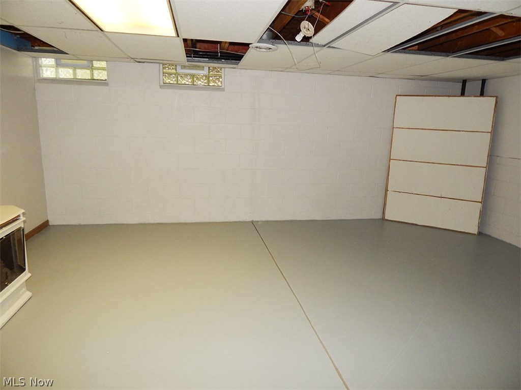 7466 Camp Road Homerville, OH 44235 - Photo 14 of 17 Gallery Image 14