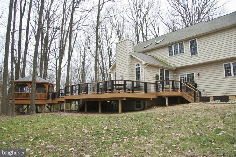 2606 McComas Road White Hall, MD 21161 - Photo 13 of 30 Exterior (Rear)