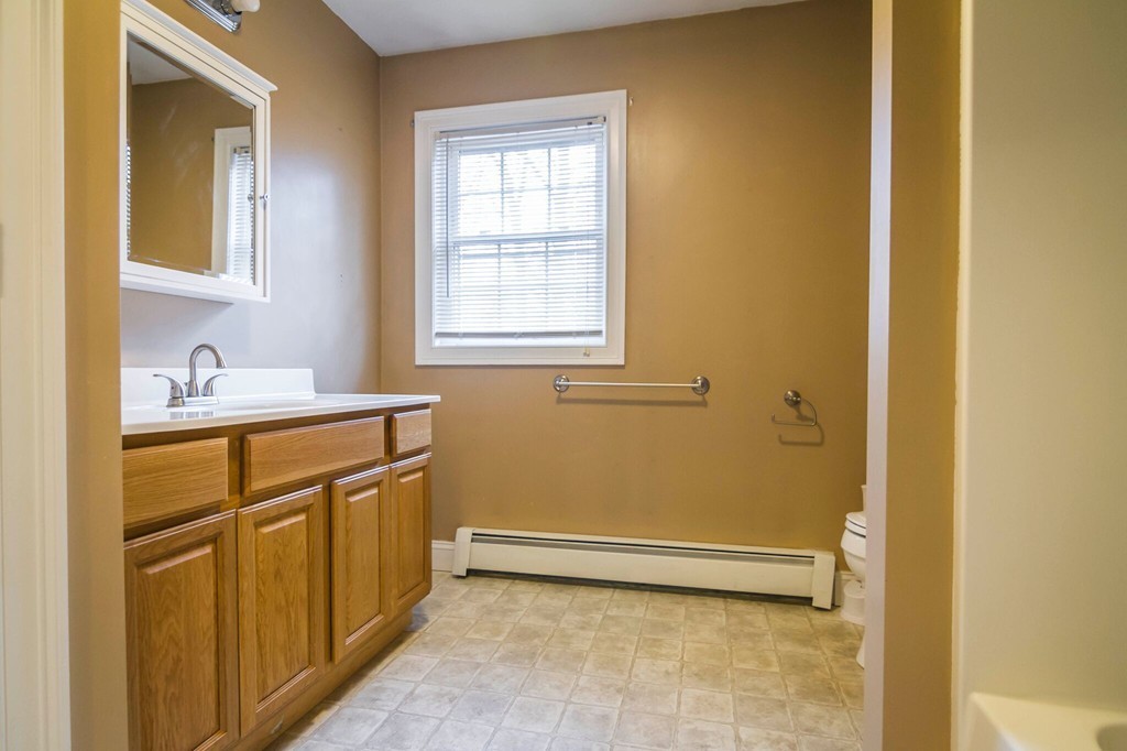 11 Leland Road West Brookfield, MA 01585 - Photo 11 of 19 Gallery Image 11