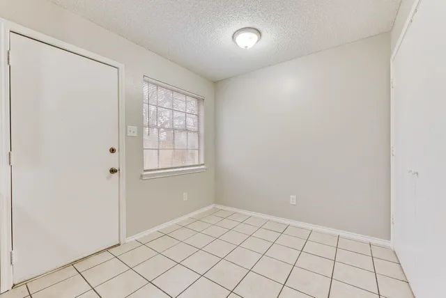 $1,320 | 1726 West Sanford Street, Unit C, Arlington, TX 76012
