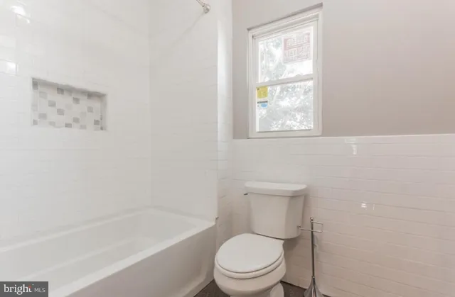 $1,825 | 1272 South Dover Street, Philadelphia, PA 19146