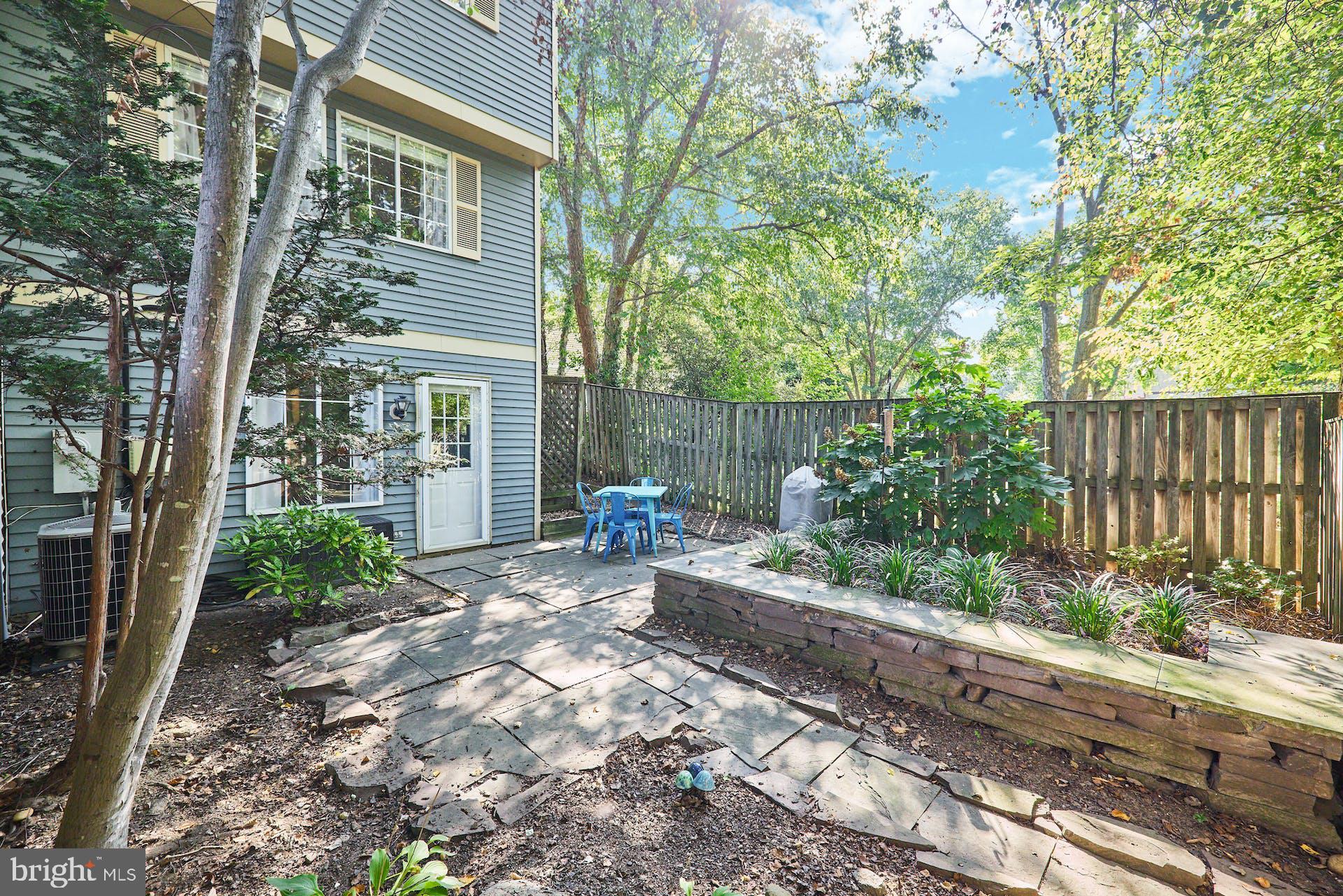 12135 Purple Sage Court Reston, VA 20194 - Photo 2 of 33