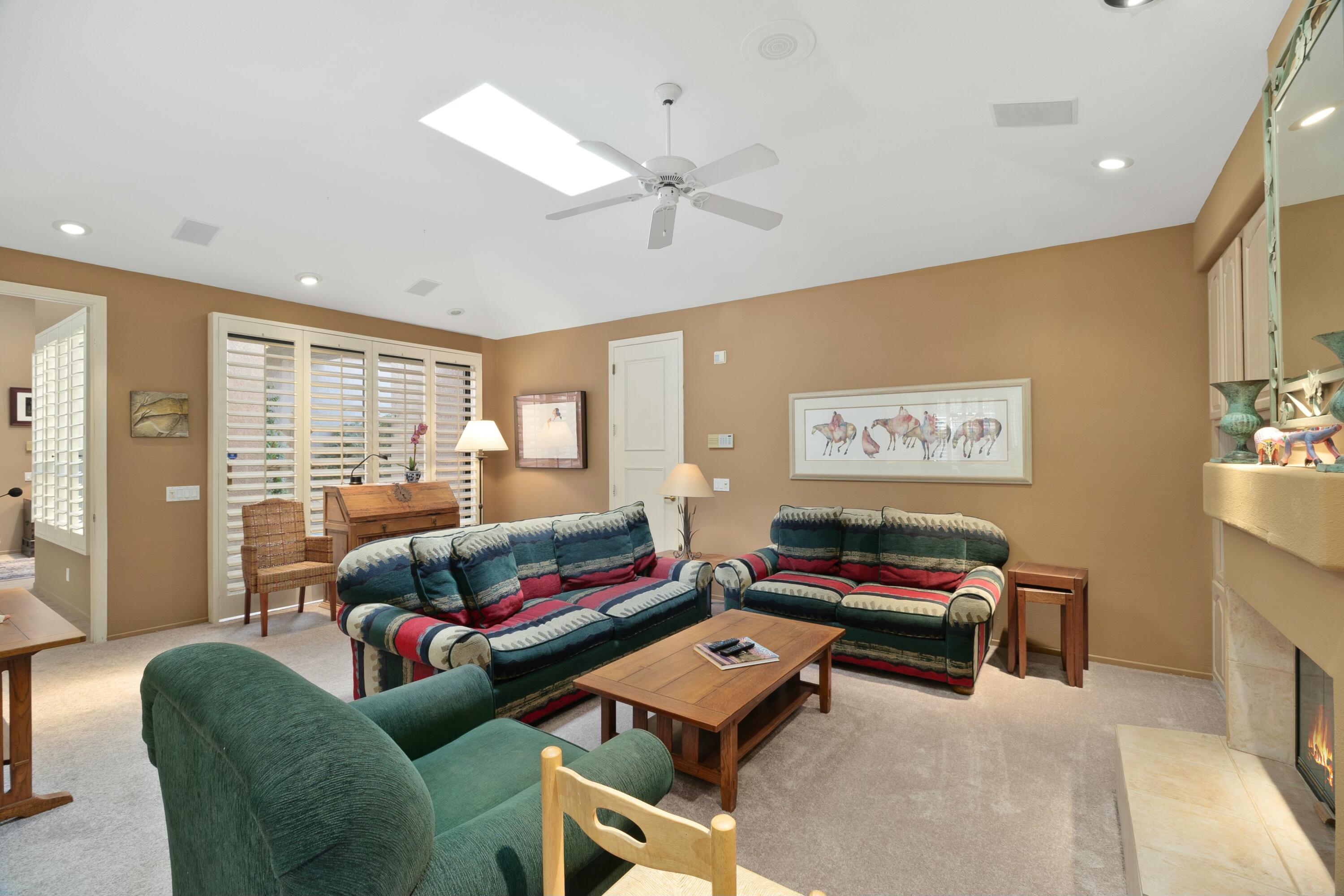 28 El Roble Court Rancho Mirage, CA 92270 - Photo 12 of 51 tempImageQbMaAv