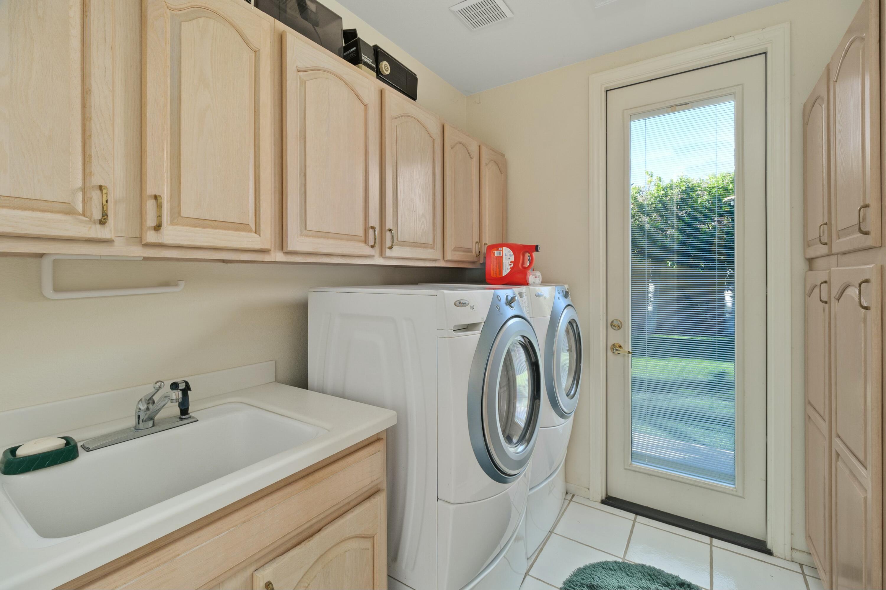 28 El Roble Court Rancho Mirage, CA 92270 - Photo 24 of 51 tempImageNOhAqq