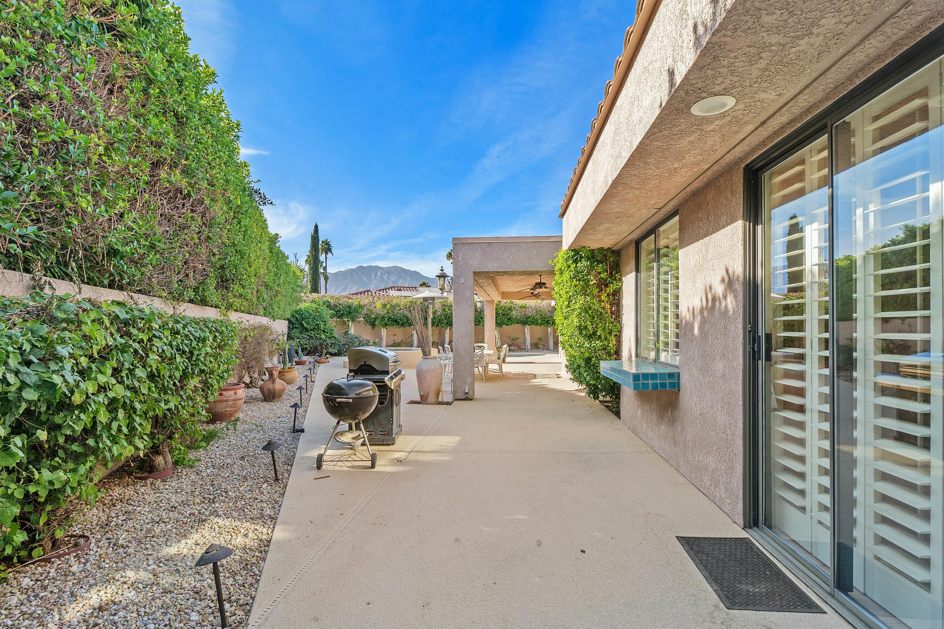 28 El Roble Court Rancho Mirage, CA 92270 - Photo 38 of 51 tempImageArH8BJ