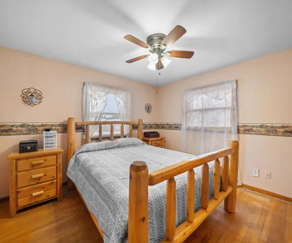 $229,900 | 1202 McCormick Drive, Monroe, MI 48162