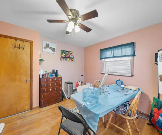 $229,900 | 1202 McCormick Drive, Monroe, MI 48162