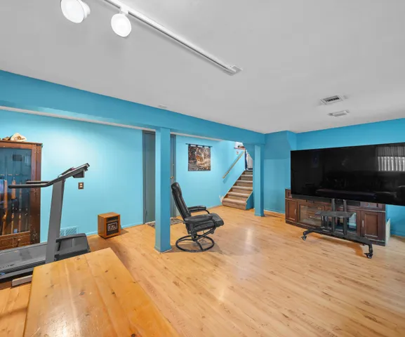 $229,900 | 1202 McCormick Drive, Monroe, MI 48162