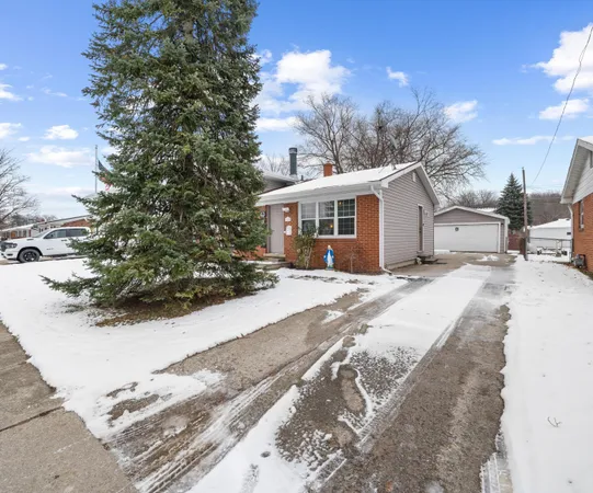 $229,900 | 1202 McCormick Drive, Monroe, MI 48162