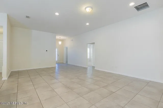 $2,200 | 95241 Tanglewood Drive, Fernandina Beach, FL 32034