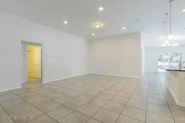 $2,200 | 95241 Tanglewood Drive, Fernandina Beach, FL 32034