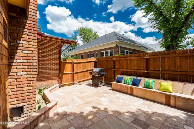 $1,800 | 136 Grove Avenue, Unit B, Prescott, AZ 86301