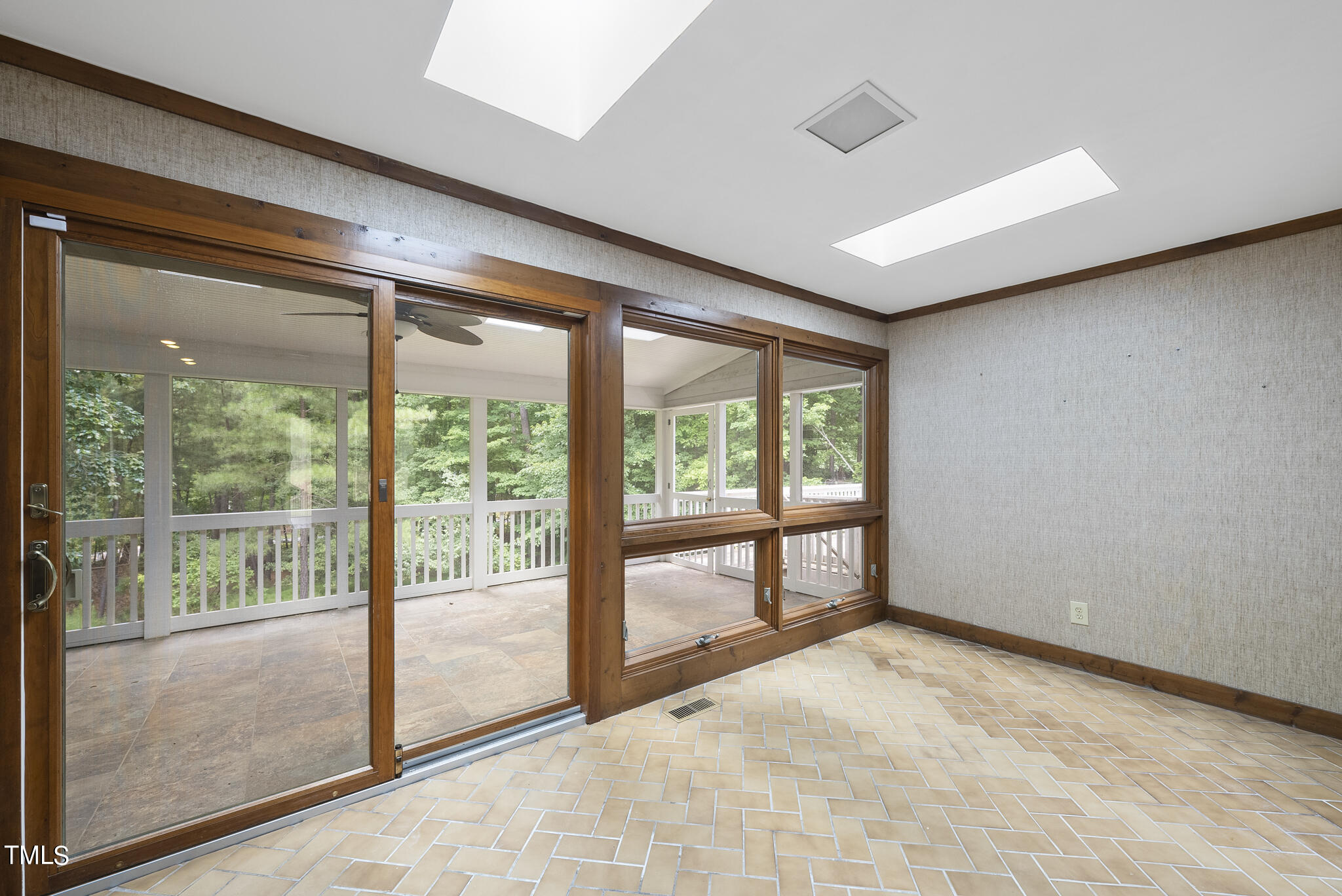 804 Brookfield Road Raleigh, NC 27615 - Photo 14 of 41 Sunroom