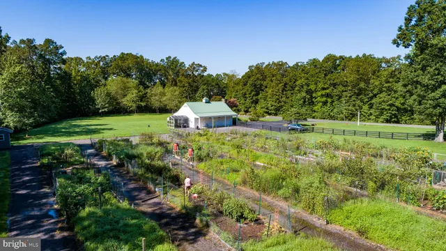 $829,000 | 11606 Stonewall Jackson Drive, Spotsylvania, VA 22551