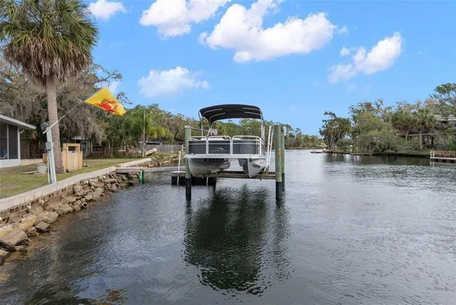 $749,000 | 8064 Marys Fish Camp Road, Weeki Wachee, FL 34607