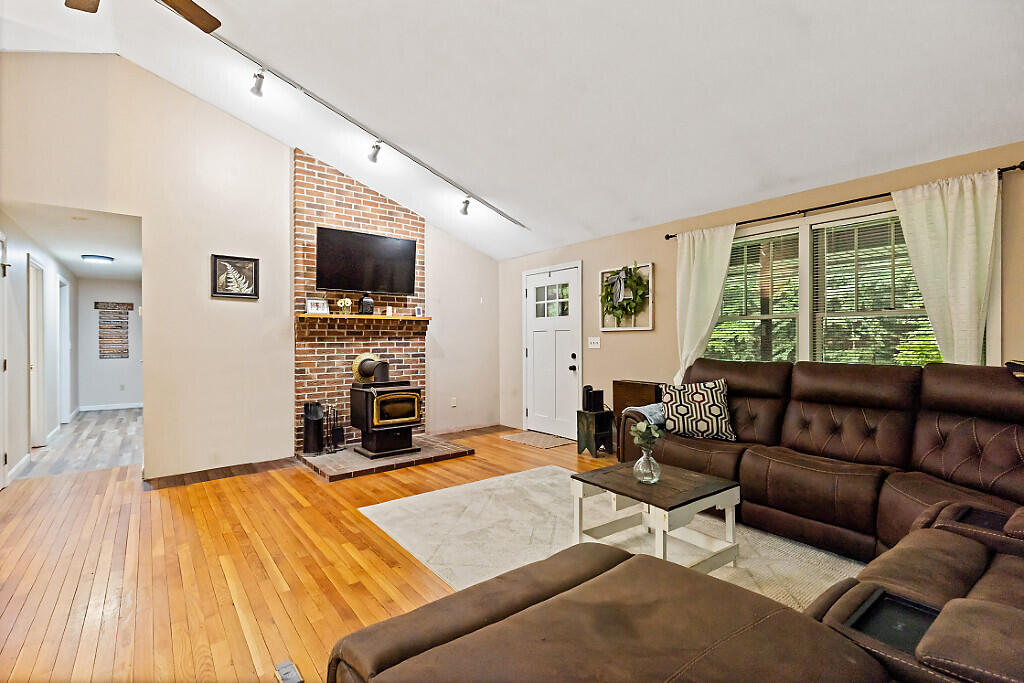 279 Dunn Road Belgrade, ME 04917 - Photo 13 of 41 Living room