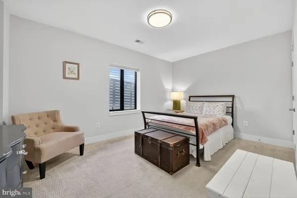 $14,000 | 5310 Dorsett Place Northwest, Washington, DC 20016