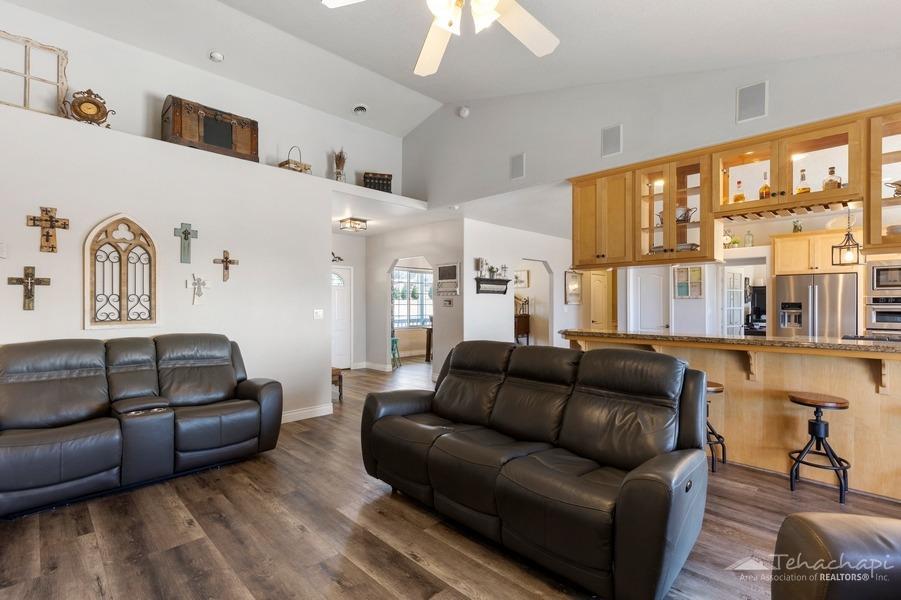 18865 Arosa Road Tehachapi, CA 93561 - Photo 21 of 83 Gallery Image 21