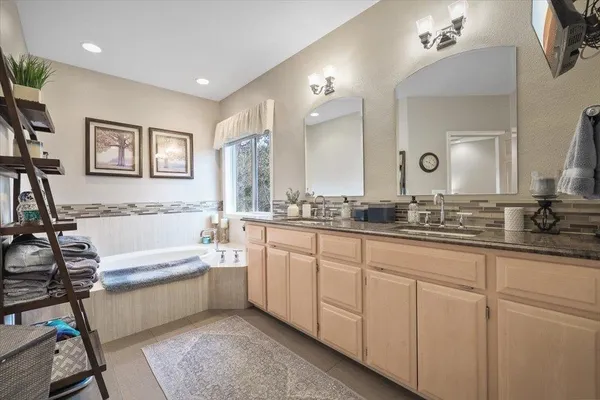 $1,050,000 | 24314 Pinehurst Lane, Liberty Lake, WA 99019