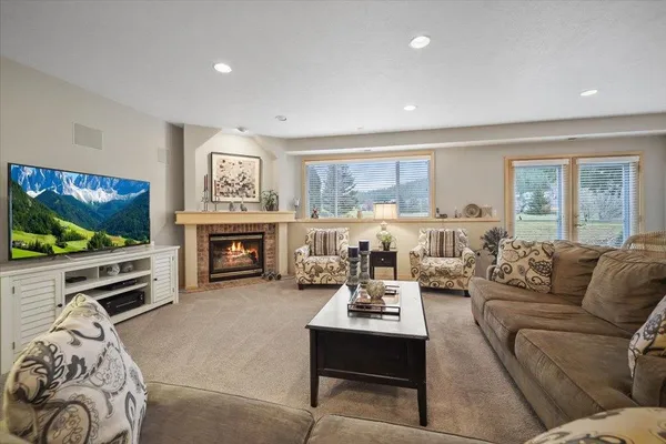 $1,050,000 | 24314 Pinehurst Lane, Liberty Lake, WA 99019