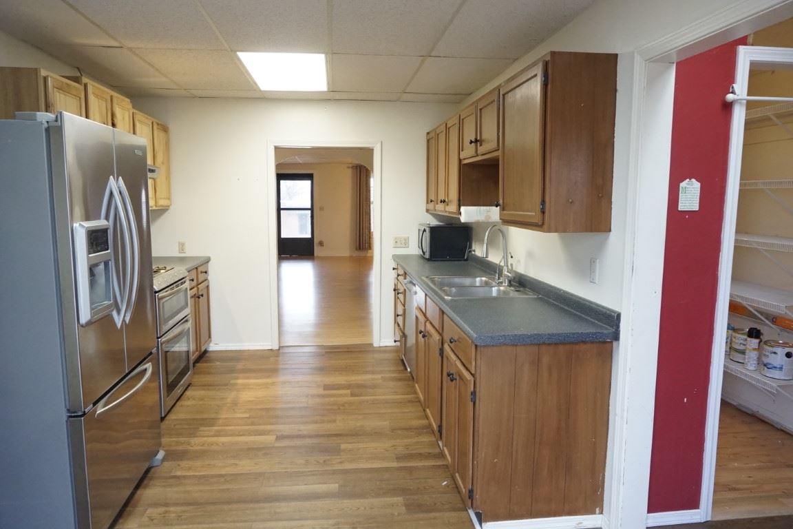 723 Delaware Perry, OK 73077 - Photo 11 of 36 Gallery Image 11