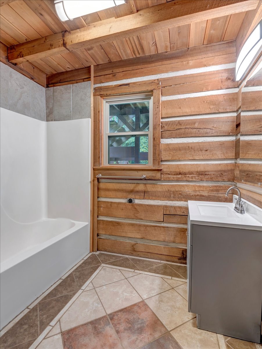 409 Elora Road Elora, TN 37328 - Photo 21 of 34 Gallery Image 21