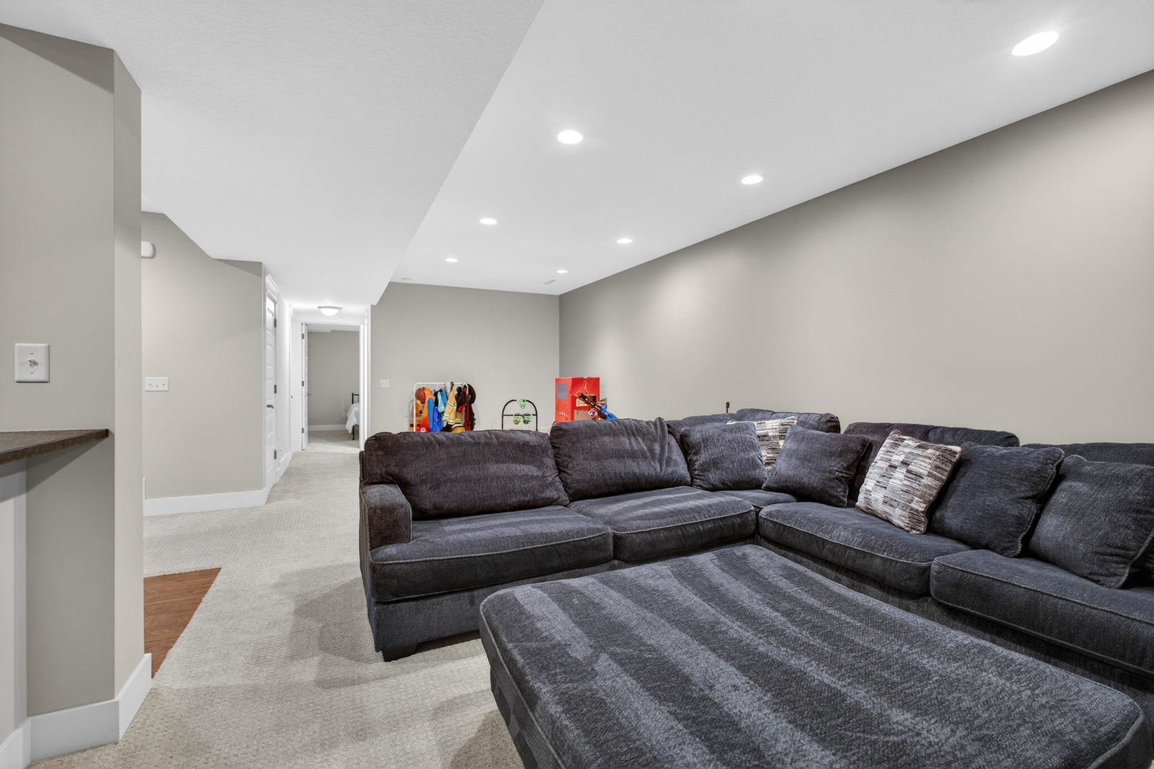 5700 Emily Road Bettendorf, IA 52722 - Photo 41 of 58 a living room with furniture and a couch